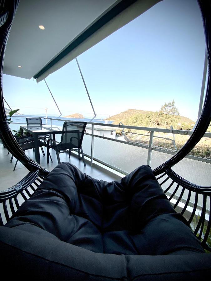 Seafront Apartment By C2C Architects Kalivia Thorikou Exterior photo